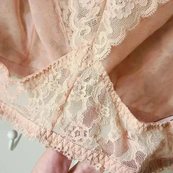 VICTORIA'S SECRET Peach Lace Racerback Bralette Bra sz M - Picture 7 of 13
